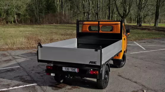 UAZ 3303 tipper
