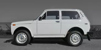 Lada Niva 2121 1600