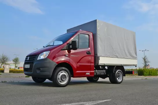 GAZelle NEXT Singlecab flatbed