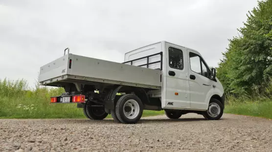 GAZelle NEXT Doublecab flatbed