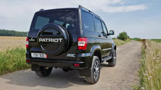 UAZ 3163 Patriot