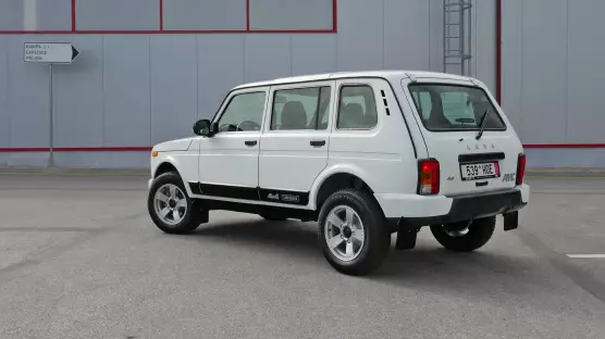 Lada Niva Urban 5-doors 